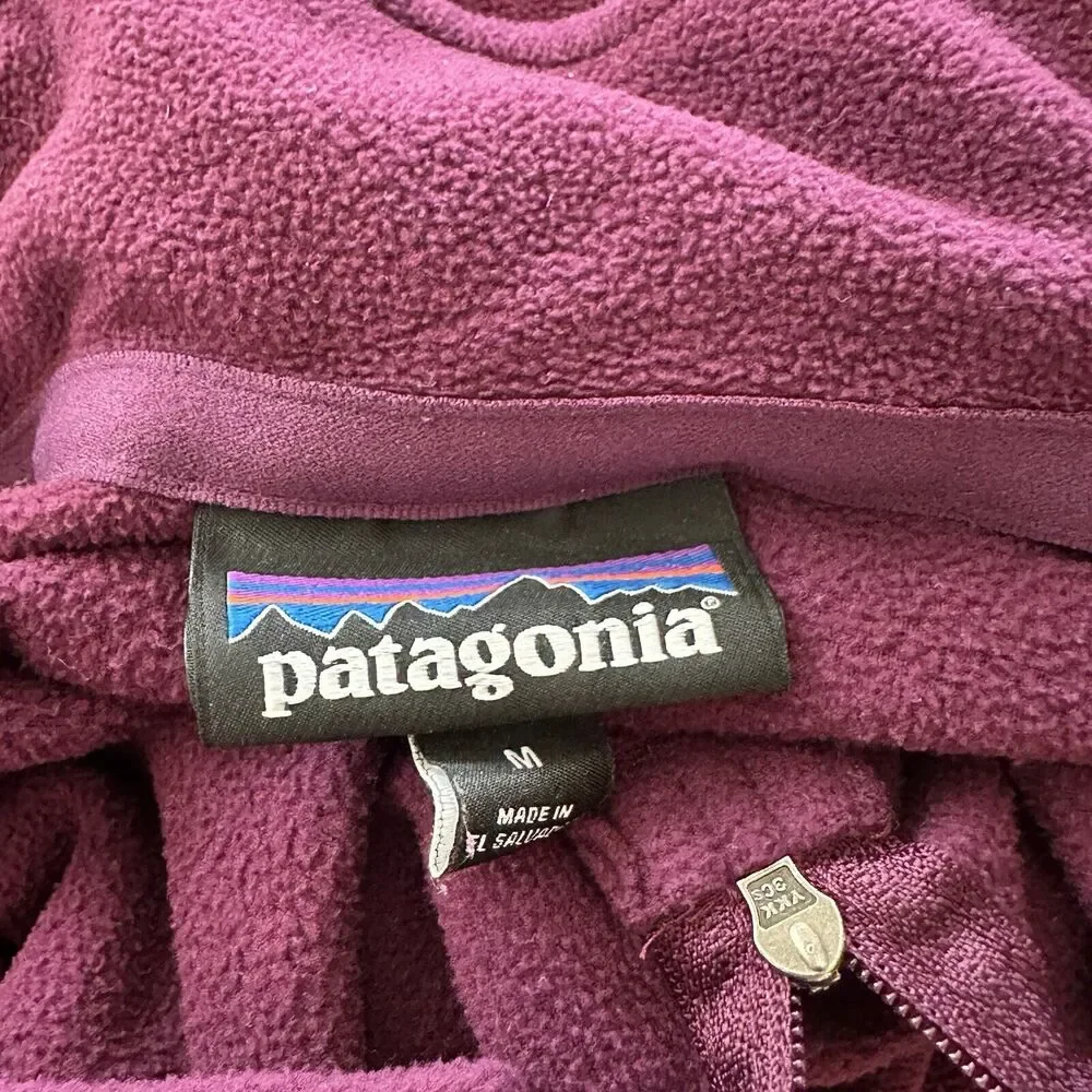 Patagonia Micro D 1/4 zip pullover fleece jacket in deep purple M